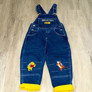 Vintage winnie the pooh overalls 3T
